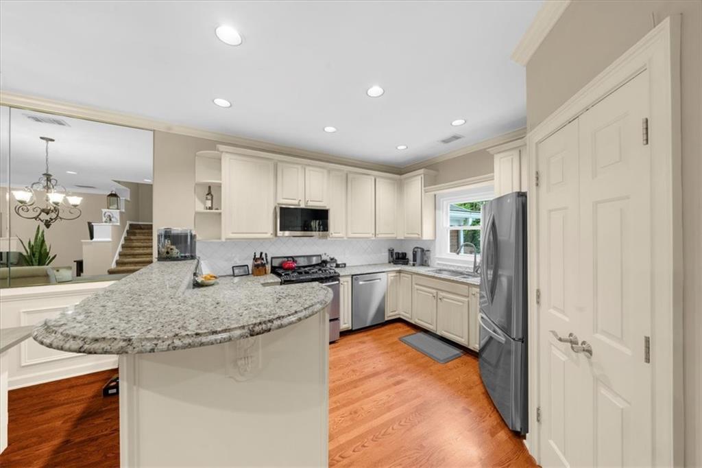8555 Hope Mews Court, Atlanta, Georgia image 8