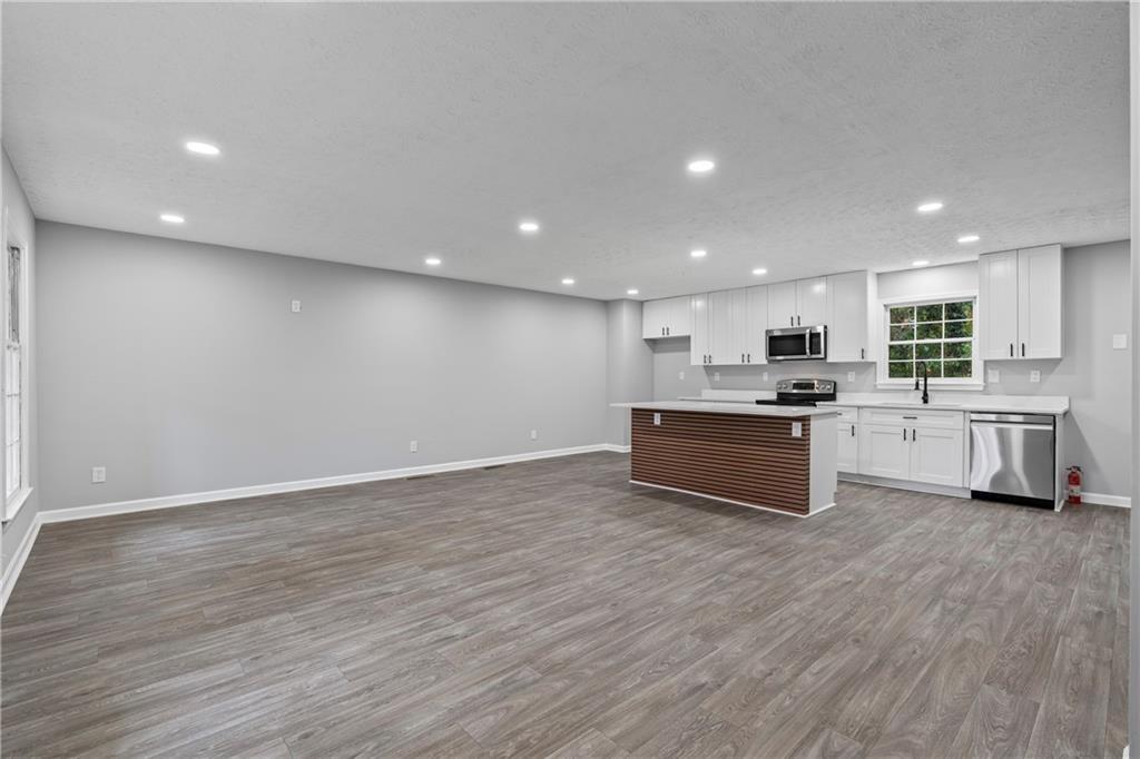 5211 Beechwood Forest Drive