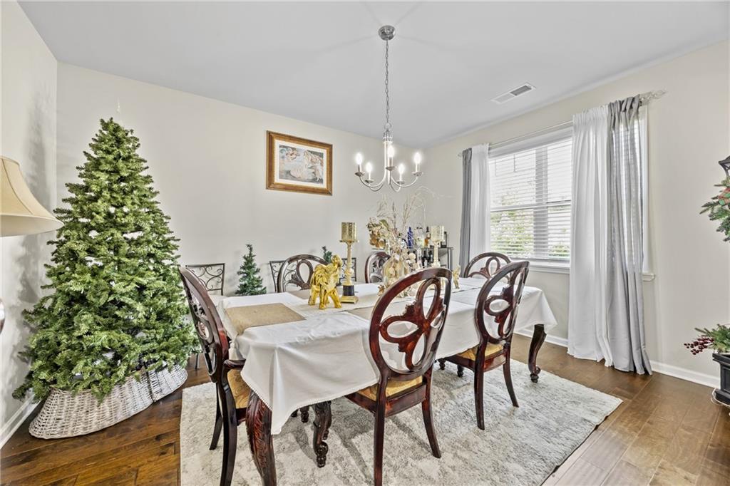 450 Noblewood Drive
