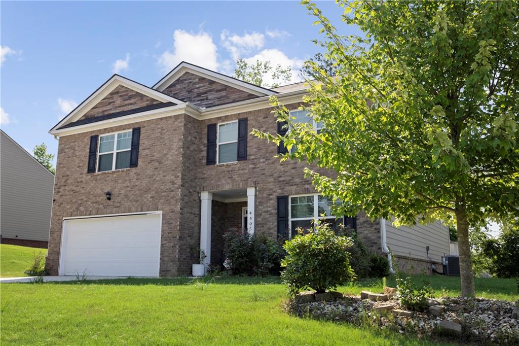 450 Noblewood Drive