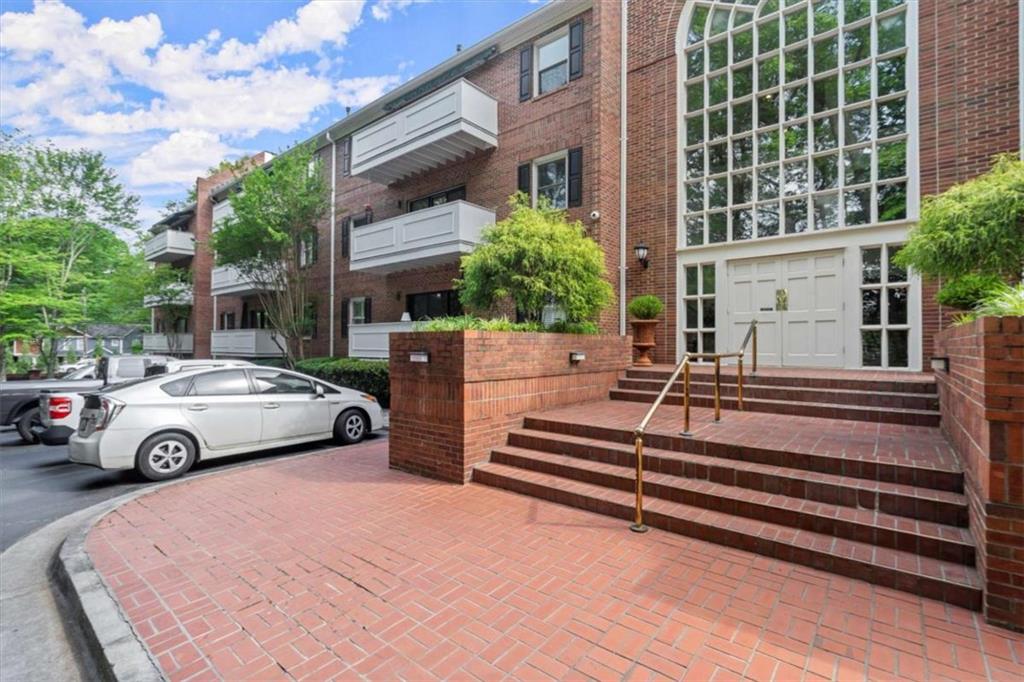 305 Ridley Howard Court