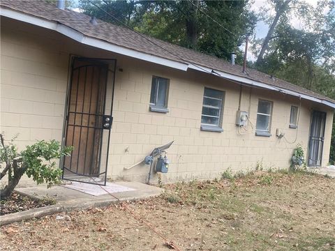 Multifamily For Sale - 2424 16th Avenue<br/> Columbus, GA 31901