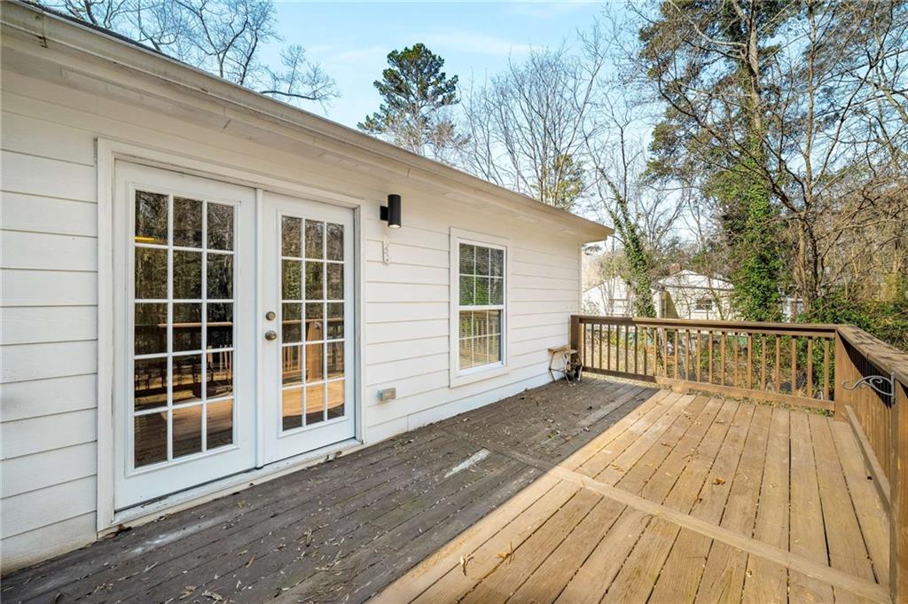 1596 Willowbrook Drive, Atlanta, Georgia image 43
