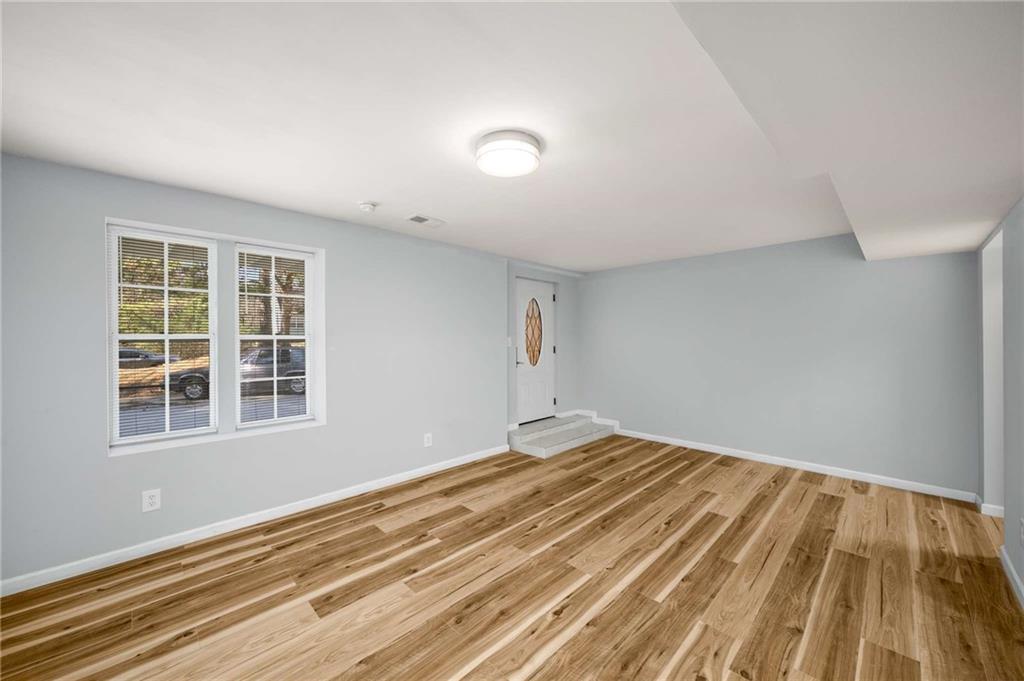 1596 Willowbrook Drive, Atlanta, Georgia image 7