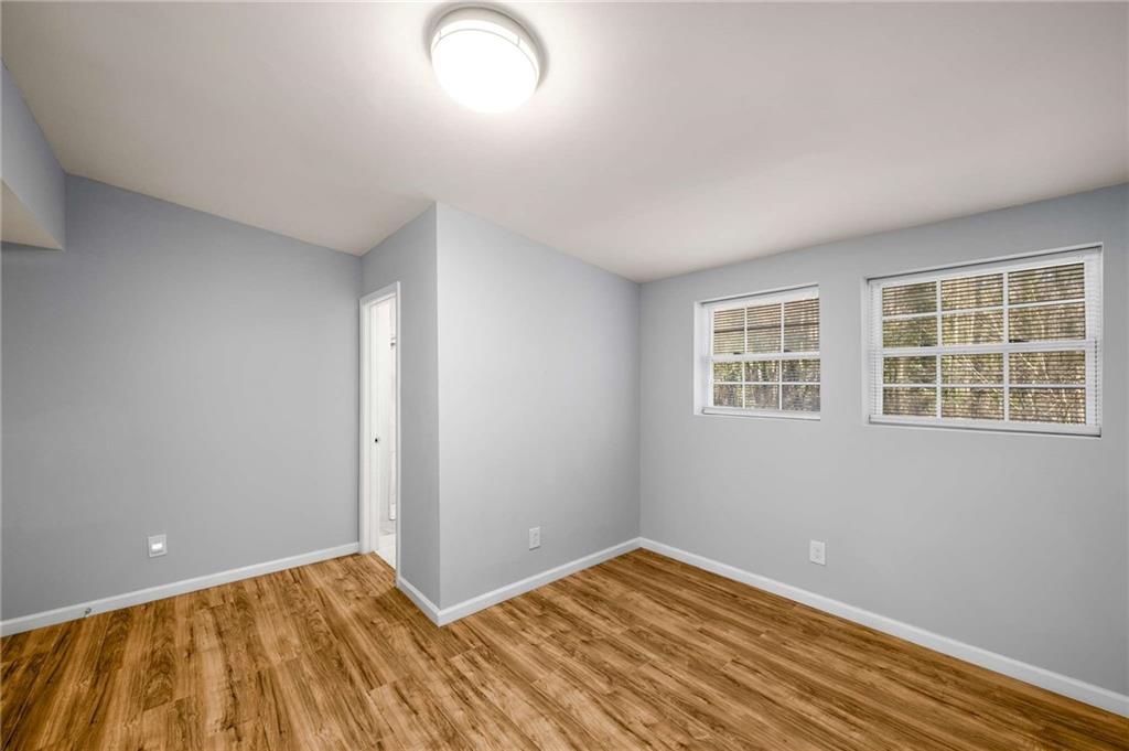 1596 Willowbrook Drive, Atlanta, Georgia image 38