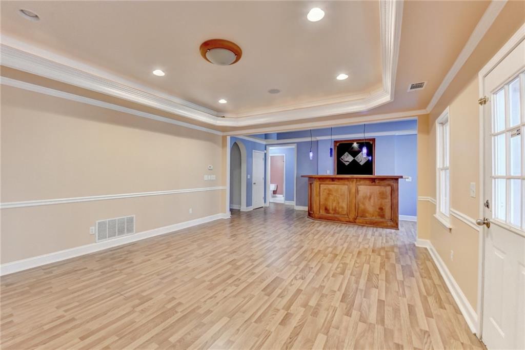 St.Charles /square - Residential