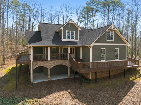 Homes For Sale - 1816 Yorkshire Drive<br/> Woodstock, GA 30189