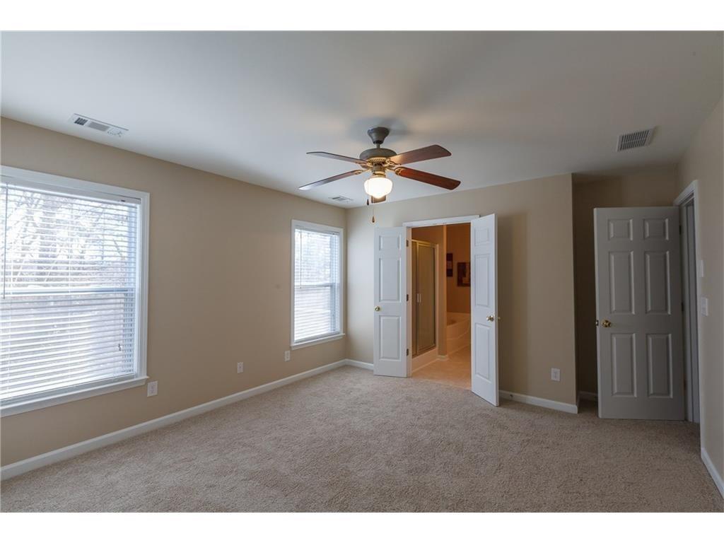 St Claire - Residential Lease