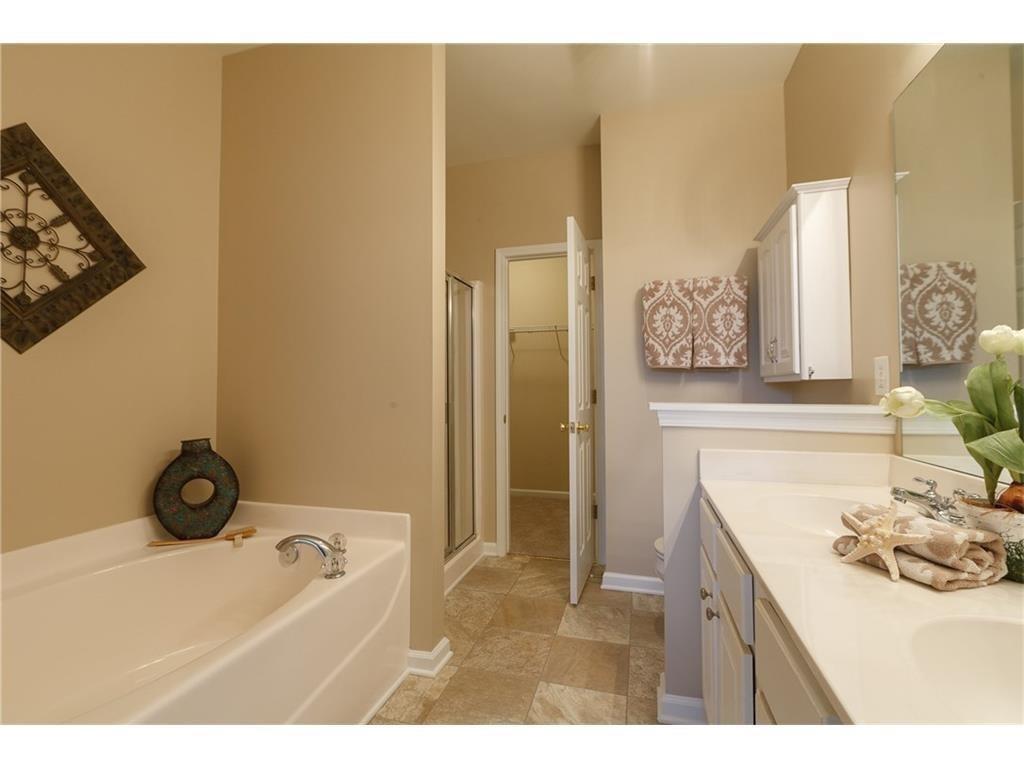 St Claire - Residential Lease