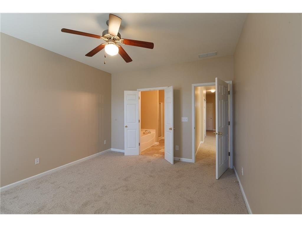 St Claire - Residential Lease