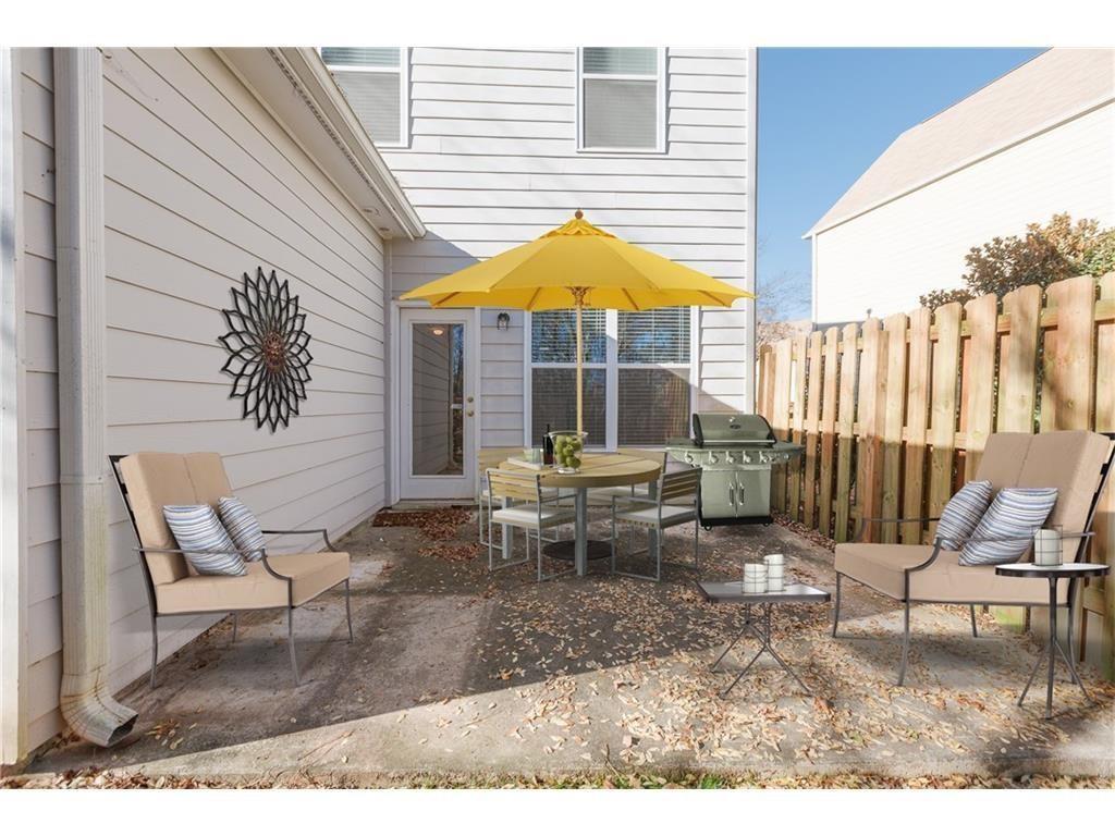 St Claire - Residential Lease