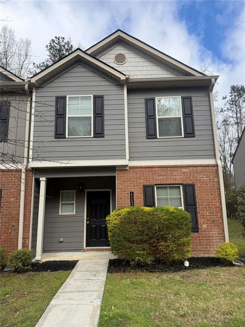 Townhouse For Sale - 4157 Shoals Lane<br/> Union City, GA 30291