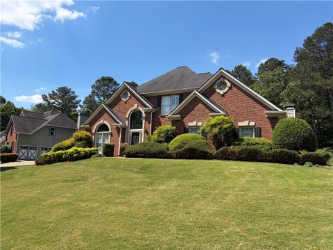 Homes For Sale - 1110 Woodland Trace<br/> Cumming, GA 30041