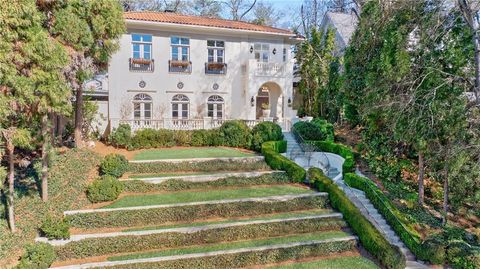 Photo of 388 Beverly Road NE, Atlanta, GA 30309 (MLS # 7536814)