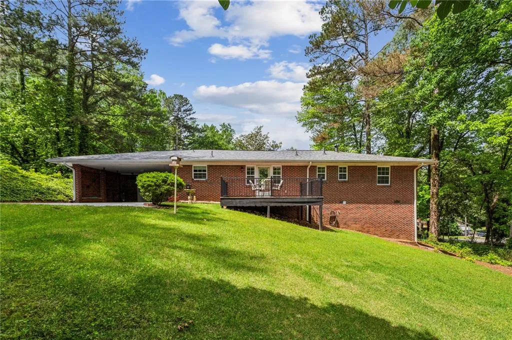 Mableton, Georgia 30126, United States, 3 Bedrooms Bedrooms, ,2 BathroomsBathrooms,Residential,Pending,123003