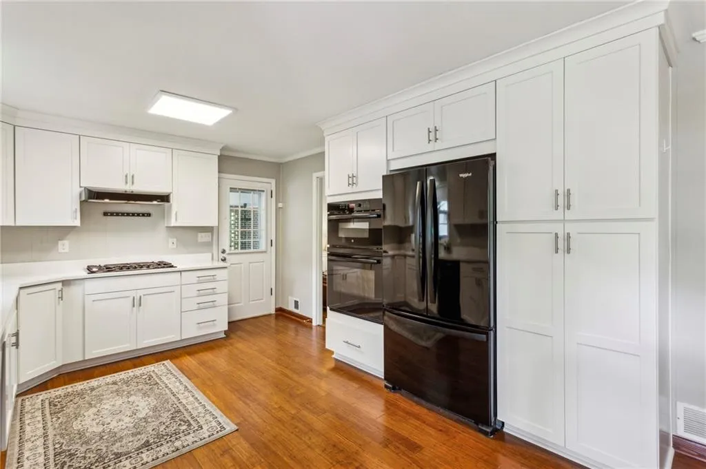 Mableton, Georgia 30126, United States, 3 Bedrooms Bedrooms, ,2 BathroomsBathrooms,Residential,Pending,123003