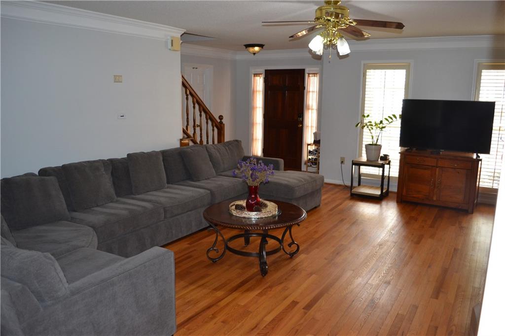 1530 N Milford Creek Lane SW