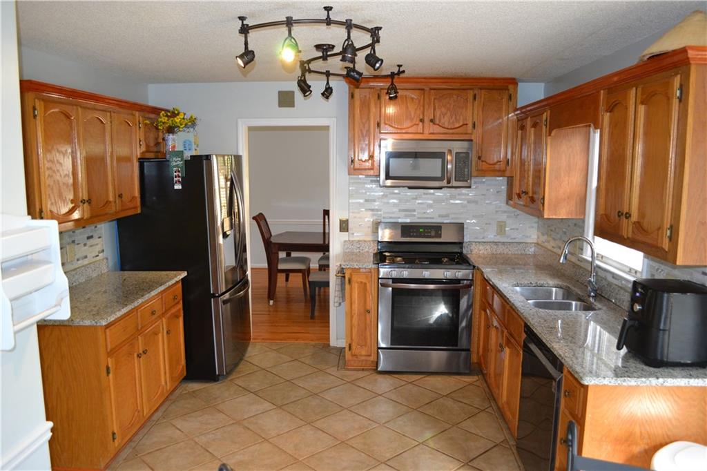 1530 N Milford Creek Lane SW