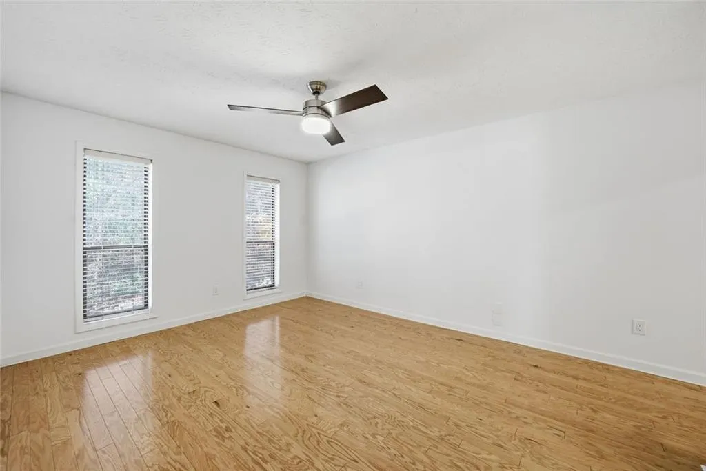 Atlanta, Georgia 30350, United States, 2 Bedrooms Bedrooms, ,2 BathroomsBathrooms,Residential,Active,254649