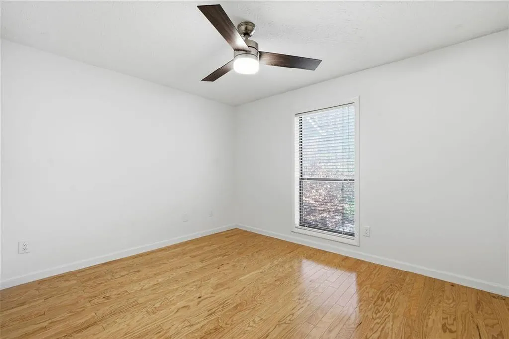 Atlanta, Georgia 30350, United States, 2 Bedrooms Bedrooms, ,2 BathroomsBathrooms,Residential,Active,254649