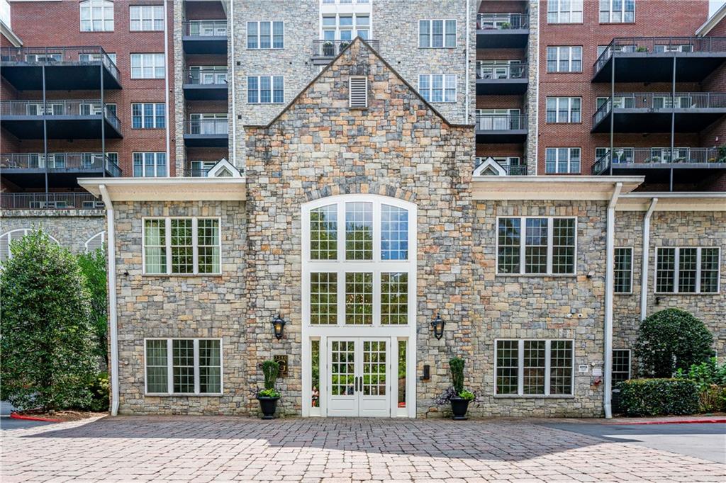 Greystone at Vinings - Residential