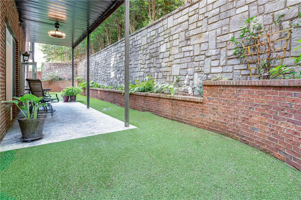 Greystone at Vinings - Residential