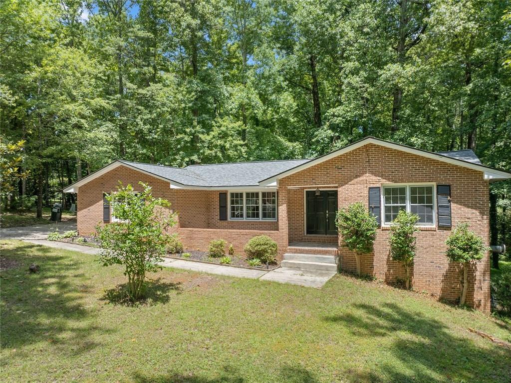 20 Pine Lake Drive