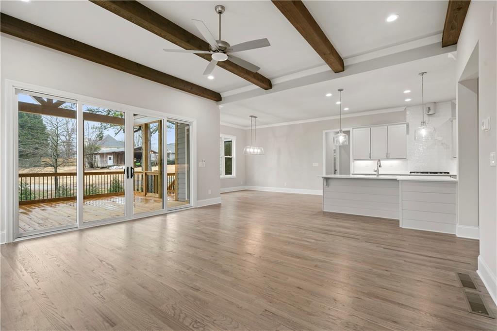 Lassiter Cove - Residential