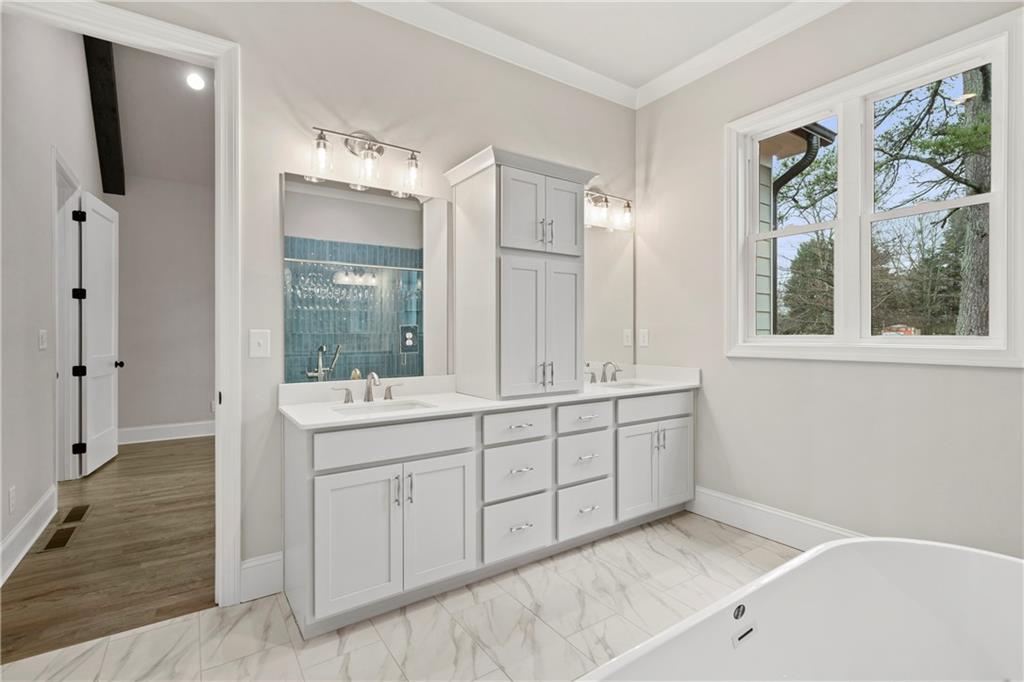 Lassiter Cove - Residential