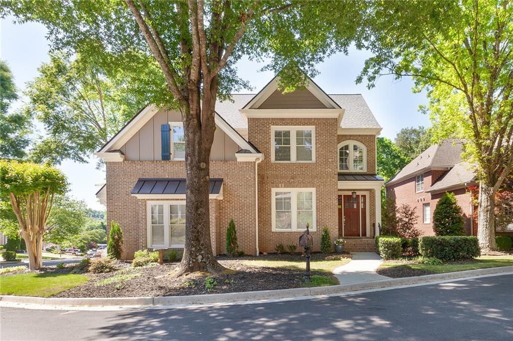 936 Wescott Lane NE