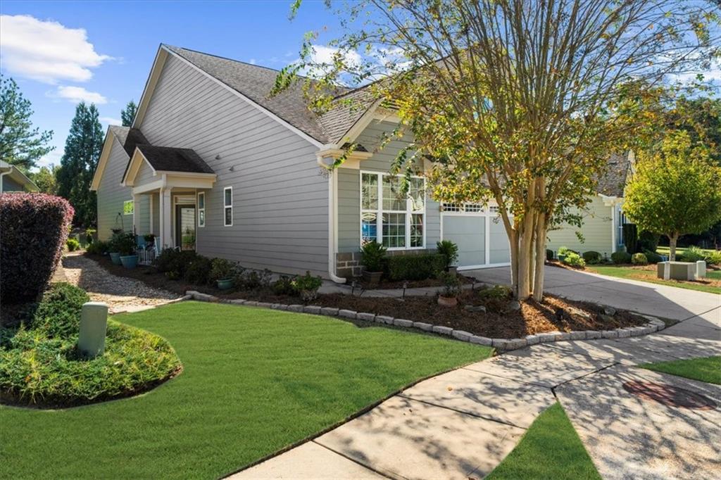 3126 Willow Creek Drive SW