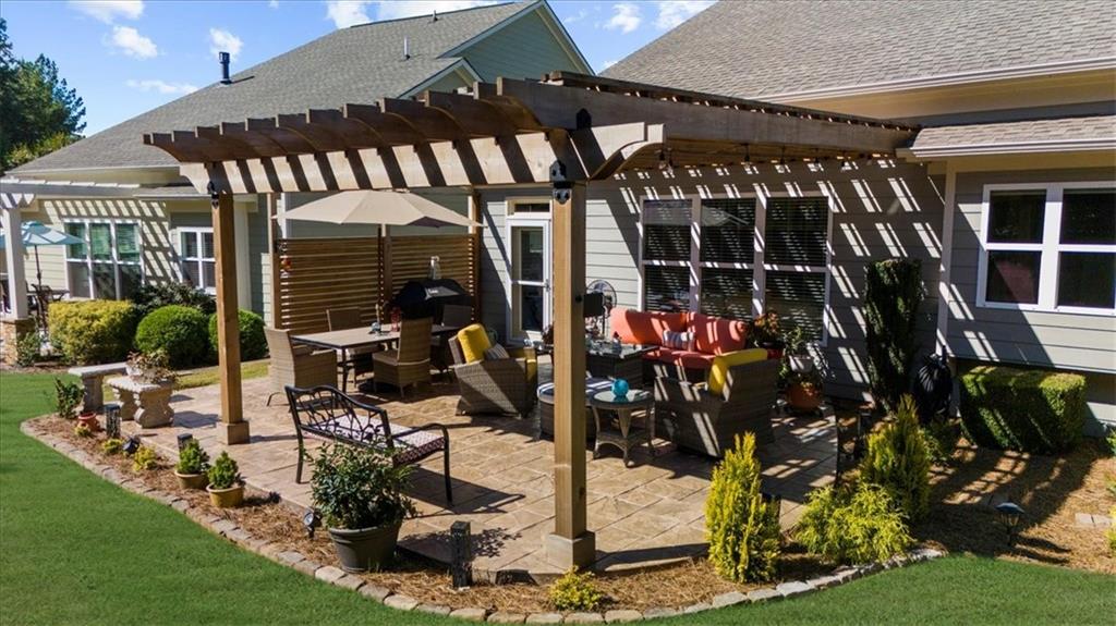 3126 Willow Creek Drive SW