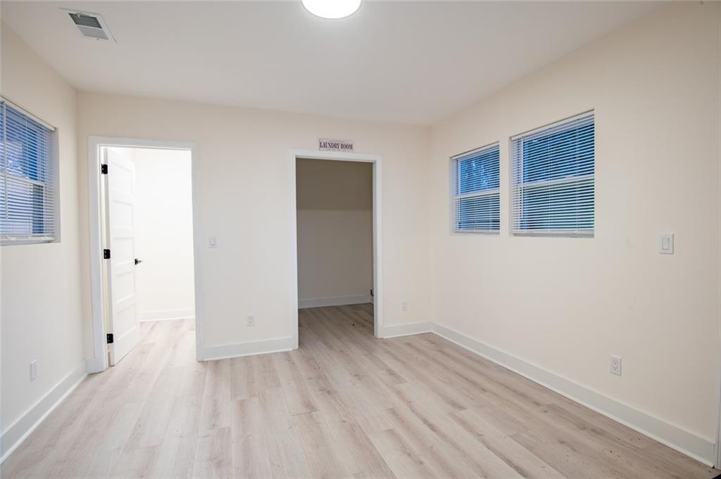 1330 Lockwood Drive, Atlanta, Georgia image 10