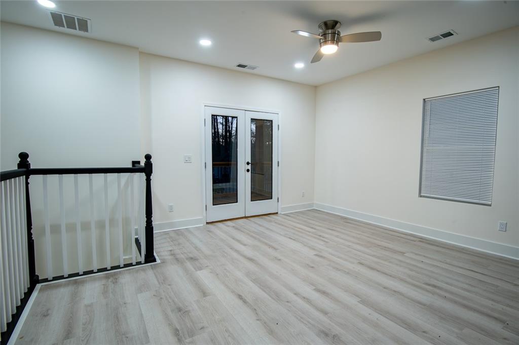 1330 Lockwood Drive, Atlanta, Georgia image 18