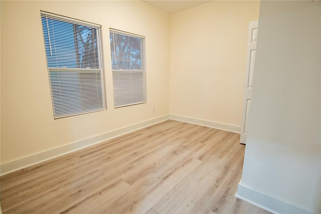1330 Lockwood Drive, Atlanta, Georgia image 20