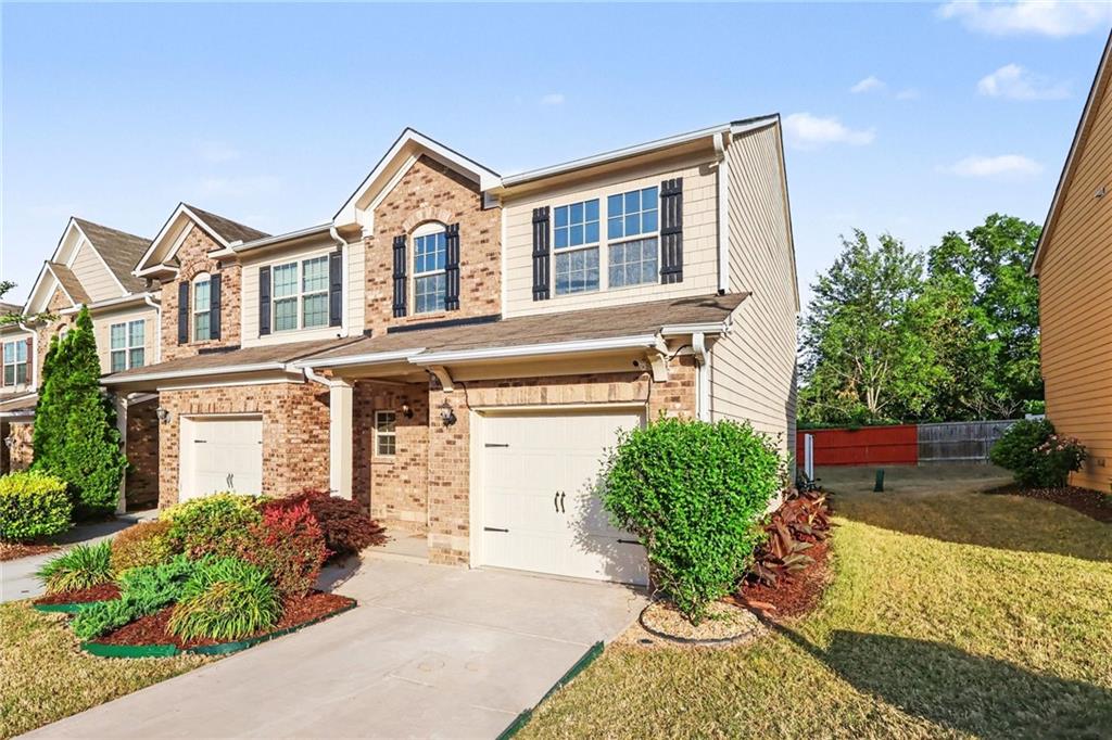 3199 Garden Glade Lane