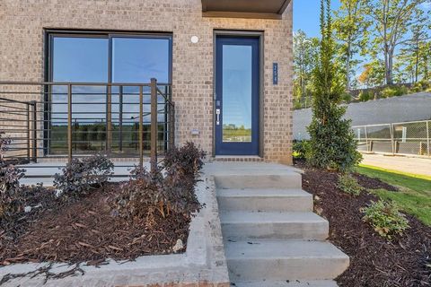 Condo For Sale - 923 Echo Park Drive Way<br/> Suwanee, GA 30024