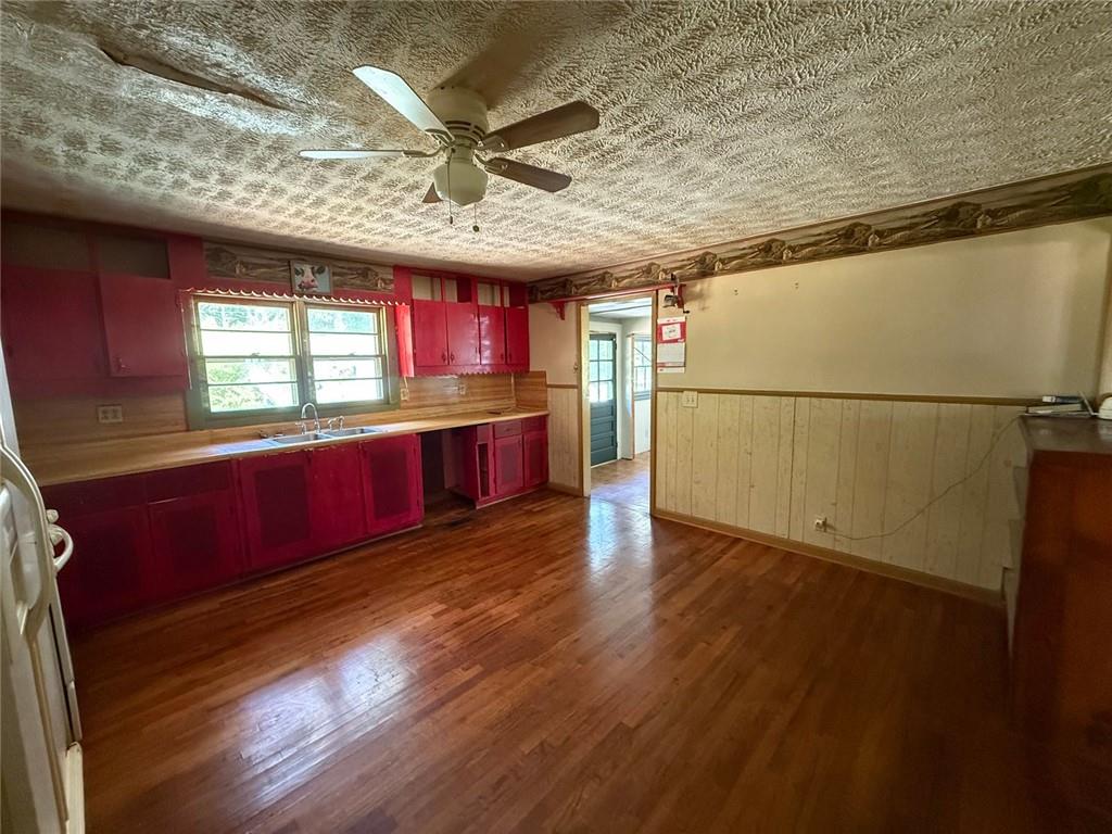 1272 Cave Springs Road