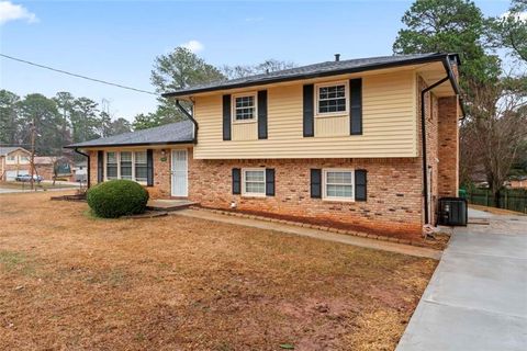 2002 Twin Falls Road Decatur GA 30032
