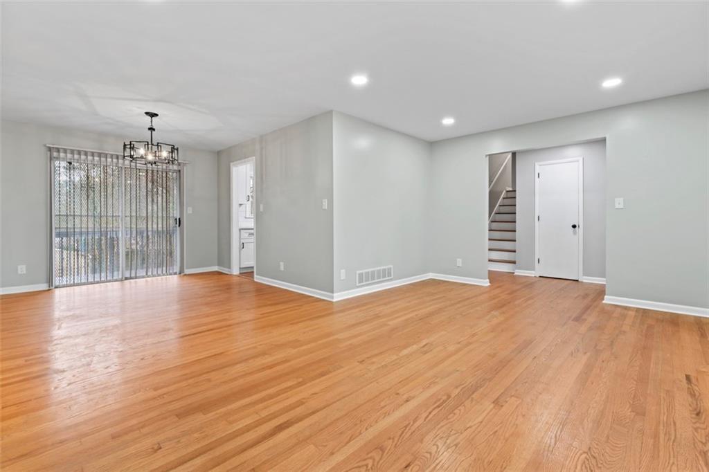 2002 Twin Falls Road