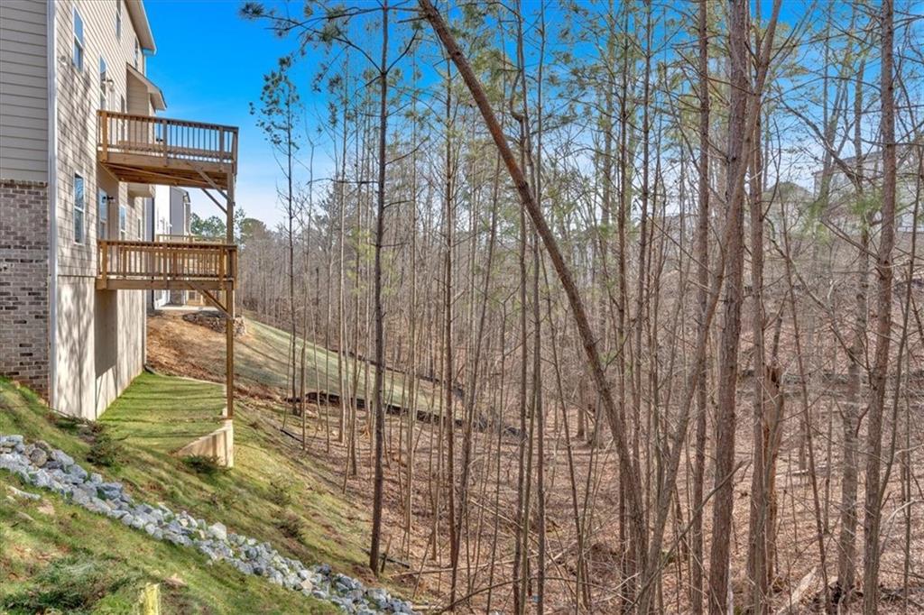 28 Lakewood Court, Cartersville, Georgia image 2
