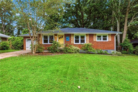 Photo of 2670 Woodridge Drive, Decatur, GA 30033 (MLS # 7817817)