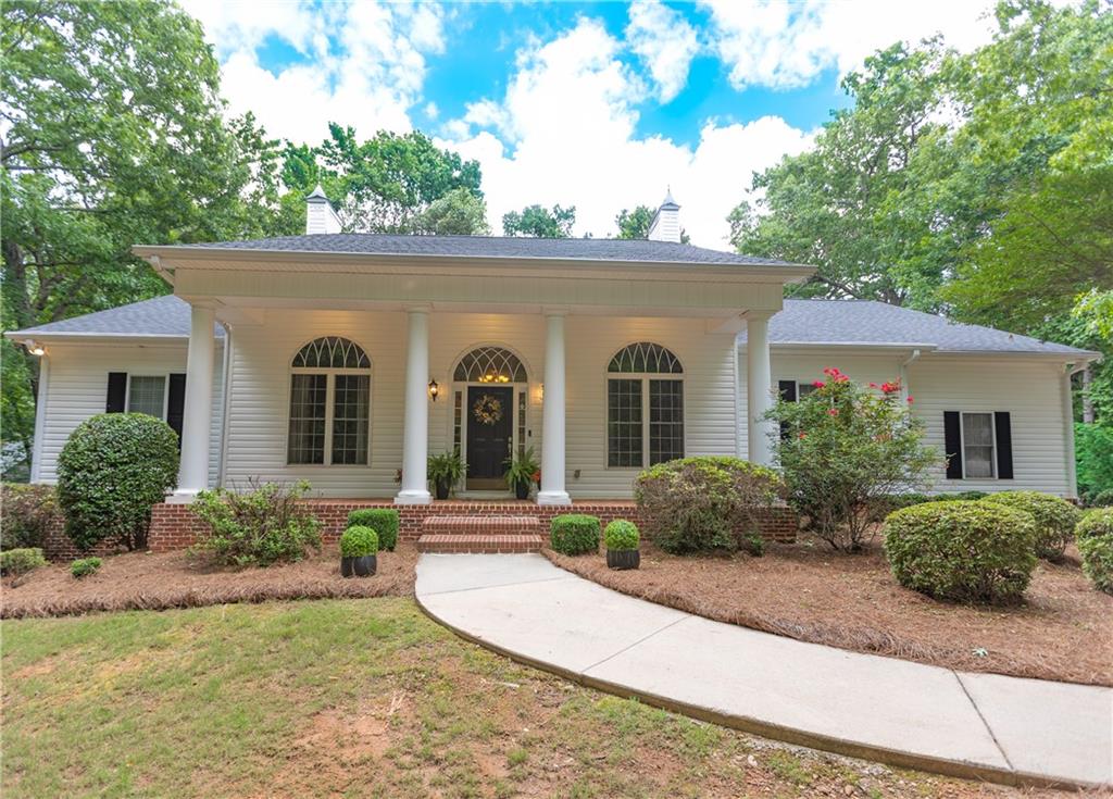 3905 Oak Hill Road