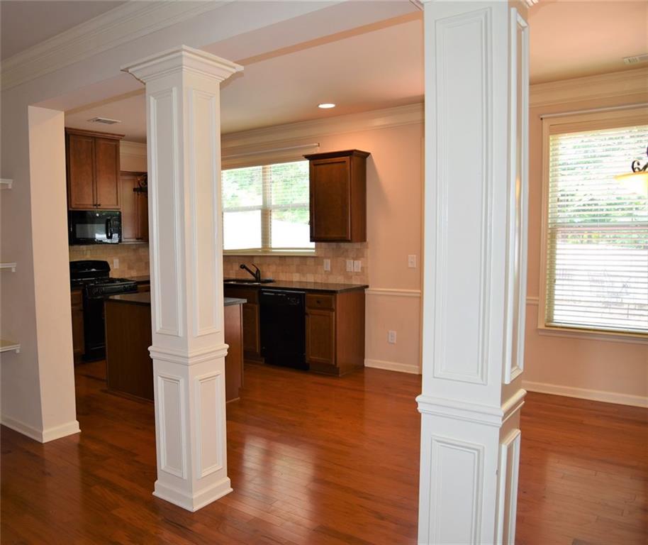 3356 Sardis Bend Drive, Buford, Georgia image 7