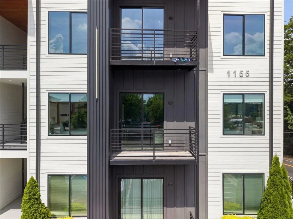 1155 Custer Avenue SE Unit 201