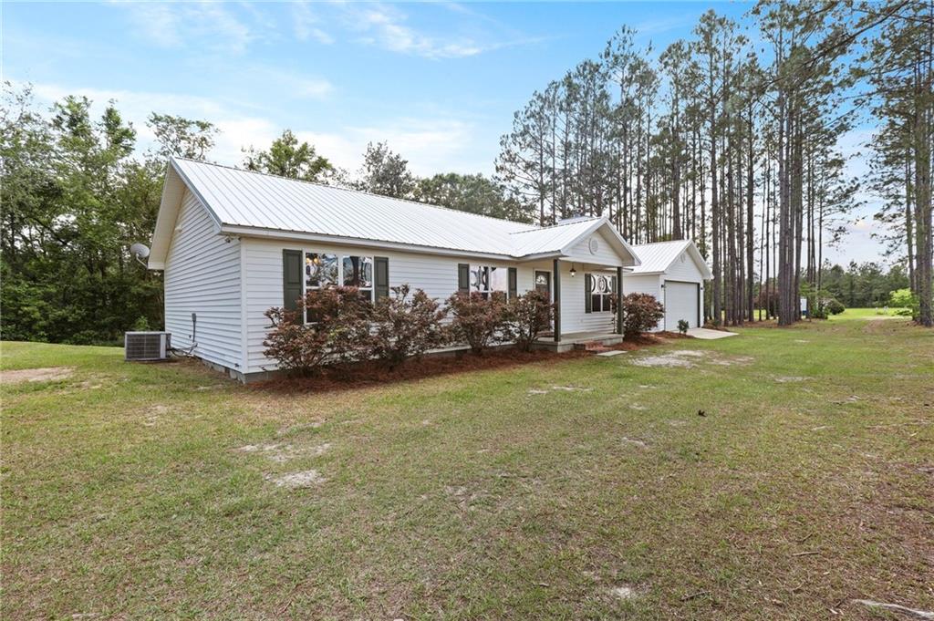 621 Aaron Holland Road