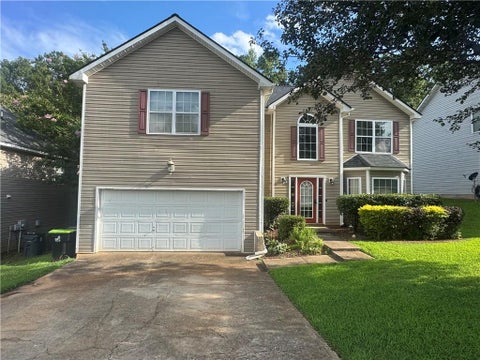 Homes For Sale - 1043 Summer Cypress Drive<br/> Villa Rica, GA 30180