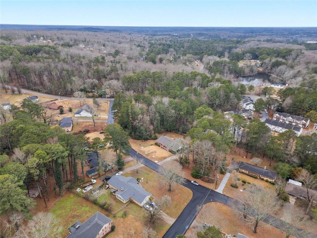 3039 Arabian Woods Drive, Lithonia, Georgia image 8