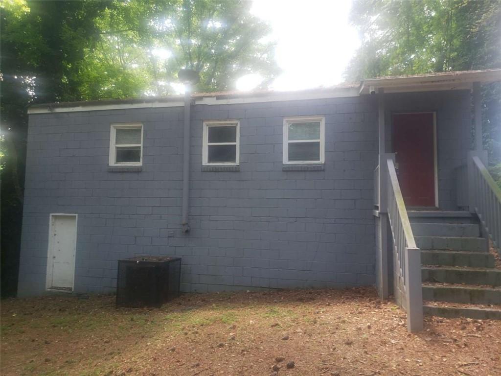 2835 Burton Road, Atlanta, Georgia image 2