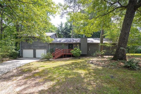 633 Iris Road Pine Lake GA 30072